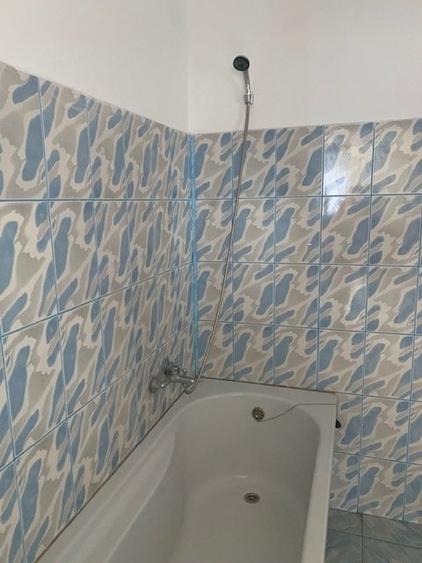 Apartament cu 3 camere semidecomandat, mobilat în Miroslava