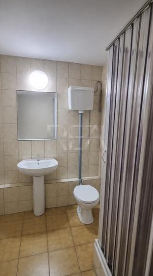 Apartament cu 4 camere decomandat, mobilat în Gorjului