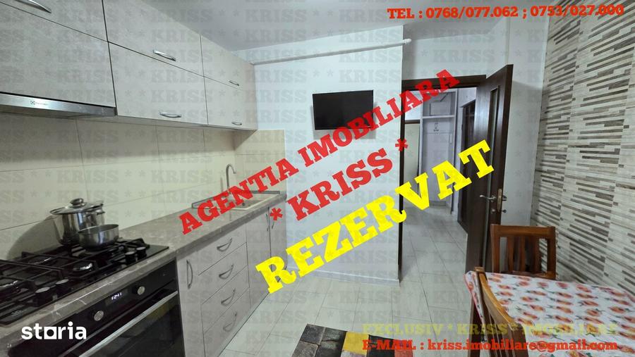 Apartament cu 3 camere decomandat în Central