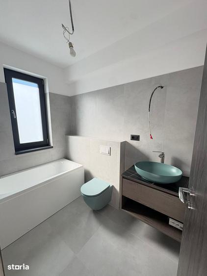 Casă cu 3 camere cu Teren 220 Mp în Central