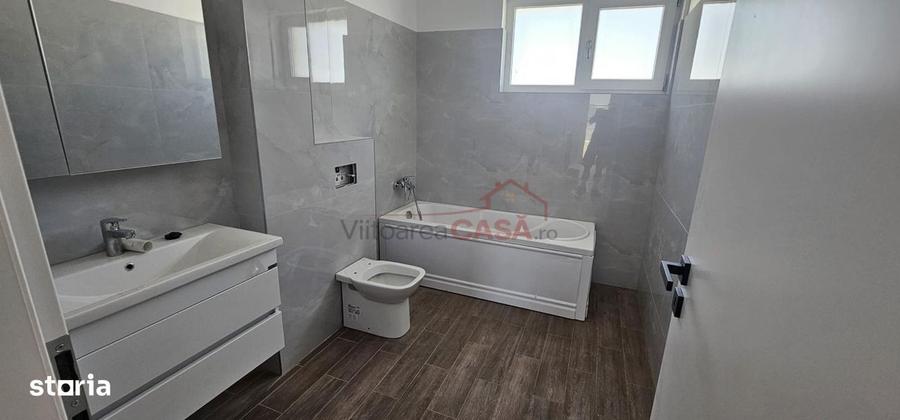 Casă cu 4 camere în Crețești