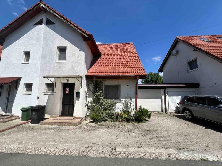 Duplex cu 4 camere cu Teren 246 Mp în Florești