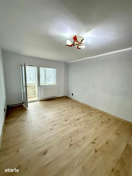 Apartament cu 2 camere decomandat în Mioriței