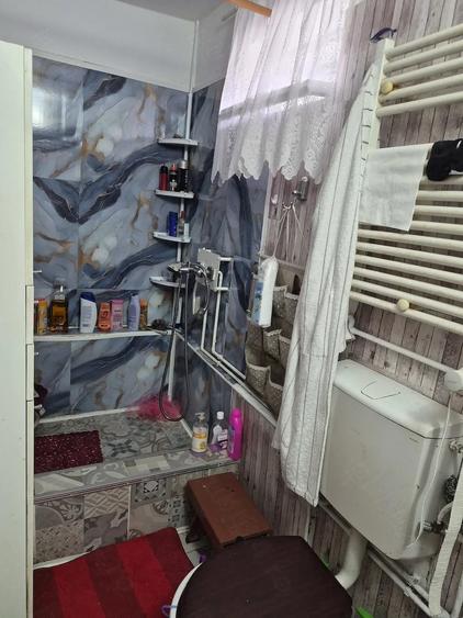 Casă cu 3 camere cu Teren 750 Mp în Vladimirescu