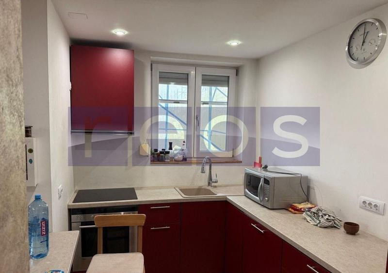 Apartament cu 4 camere, mobilat în Titan