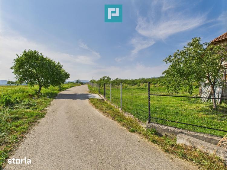 Casă cu 2 camere cu Teren 7204 Mp în Hălmăgel