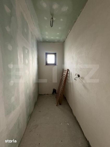 Casă cu 4 camere cu Teren 400 Mp în Cetate