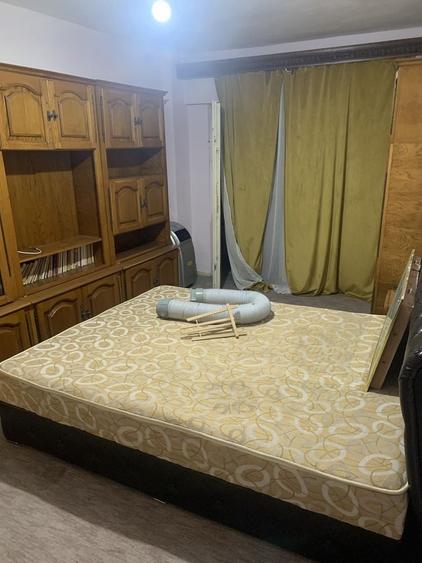 Apartament cu 2 camere decomandat în 1 Mai