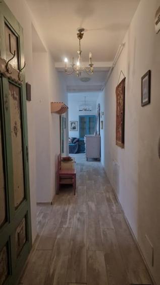 Apartament cu 2 camere decomandat, mobilat în Giroc