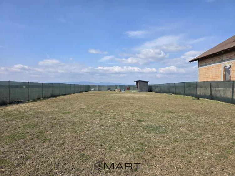 Teren Intravilan 700 mp Sanpetru - 5