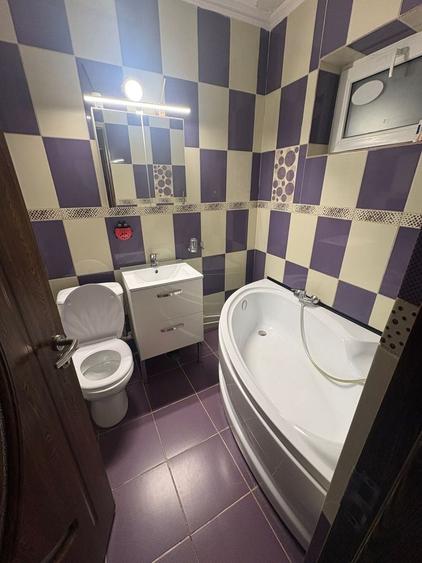 Apartament cu 2 camere decomandat în Palazu Mare