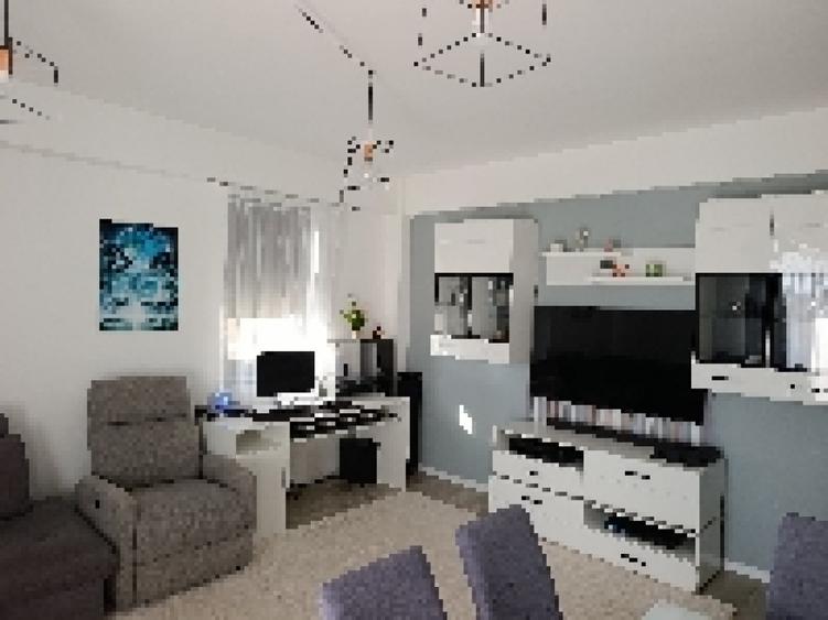 Apartament cu 2 camere decomandat în Giroc