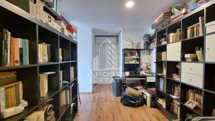 Apartament cu 3 camere decomandat în Cetății