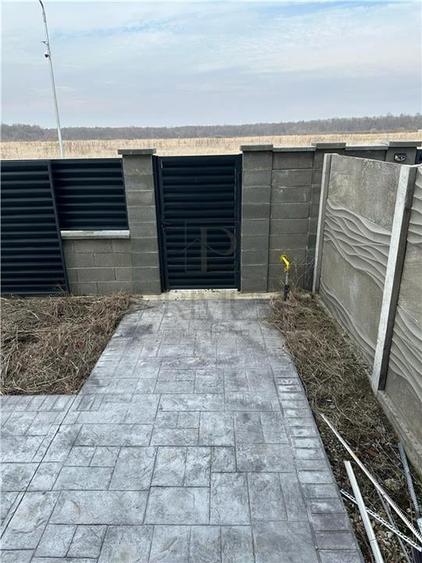 Duplex cu 3 camere cu Teren 375 Mp în Moșnița Nouă