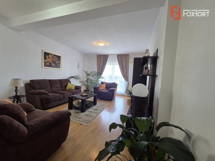 Apartament cu 2 camere decomandat în Subcetate