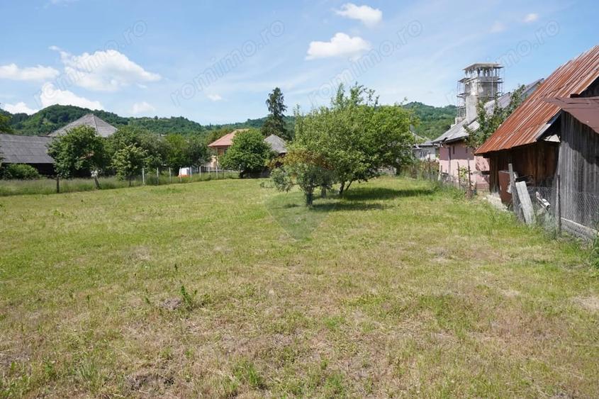 Casă cu 3 camere cu Teren 1922 Mp în Săliște