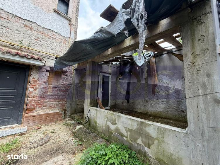 Casă cu 4 camere în Dorobanți
