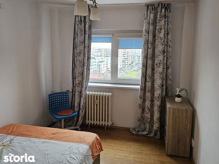 Apartament cu 3 camere decomandat, mobilat în Titan