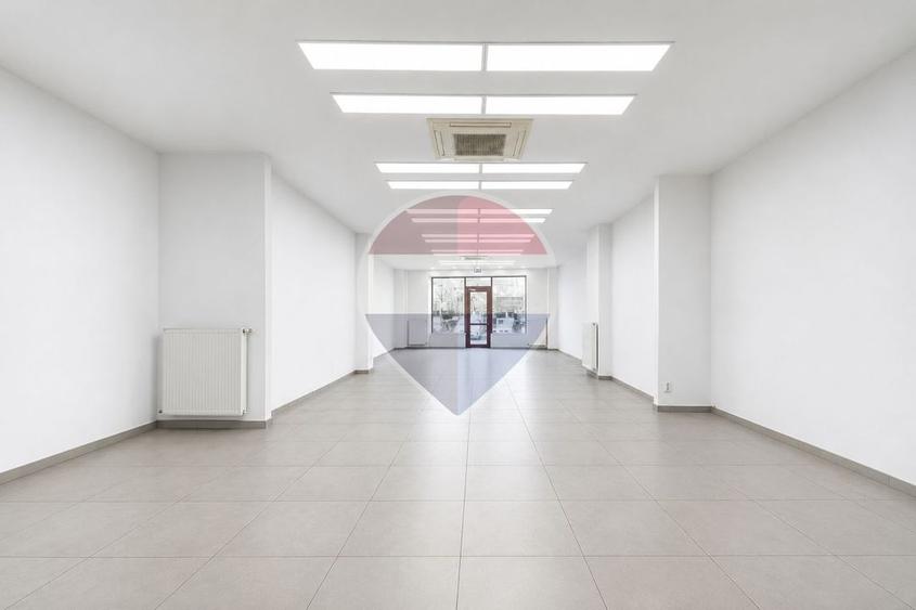 Spațiu comercial, de 126 mp, în Județean