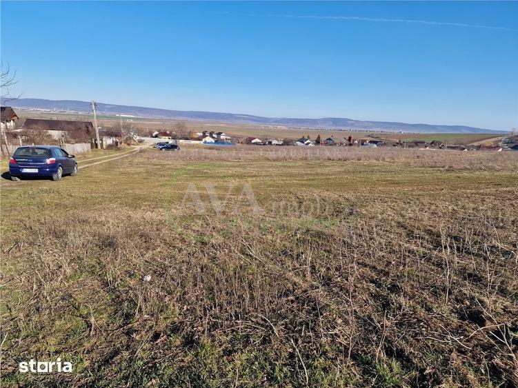 Teren de 1800 mp, în Sărata