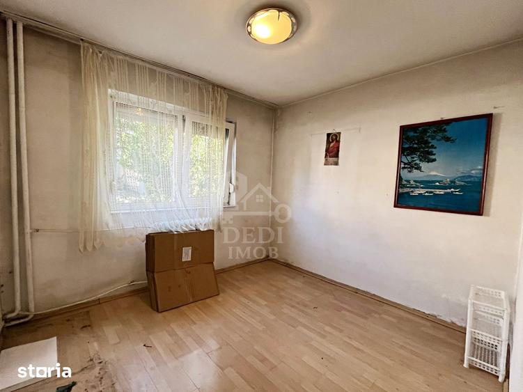 Apartament cu 2 camere semidecomandat în Rogerius