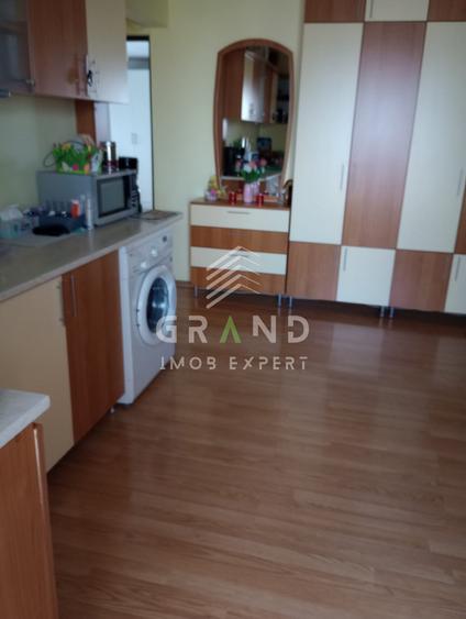 Apartament cu 2 camere decomandat, mobilat în Zorilor