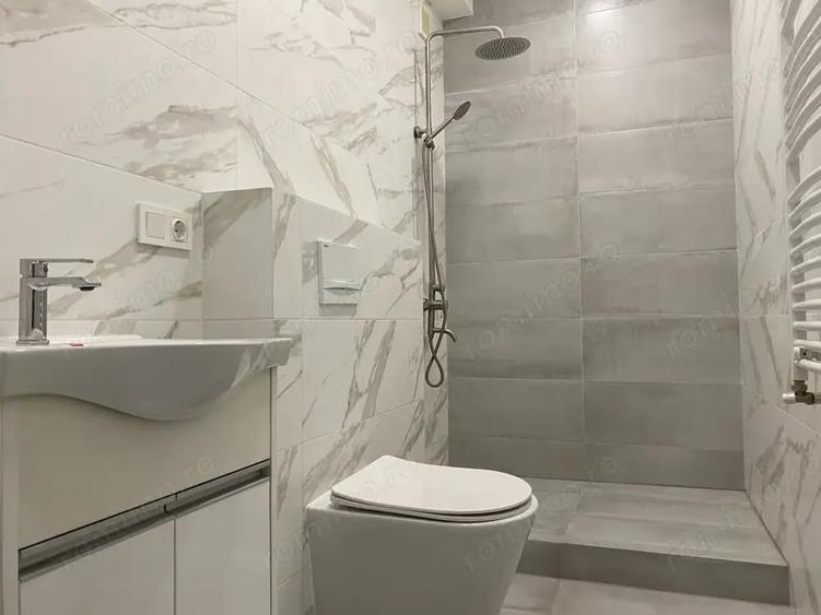 Apartament cu 2 camere decomandat în Badea Cârțan