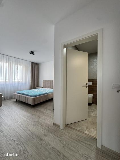 Apartament cu 3 camere în Tractorul