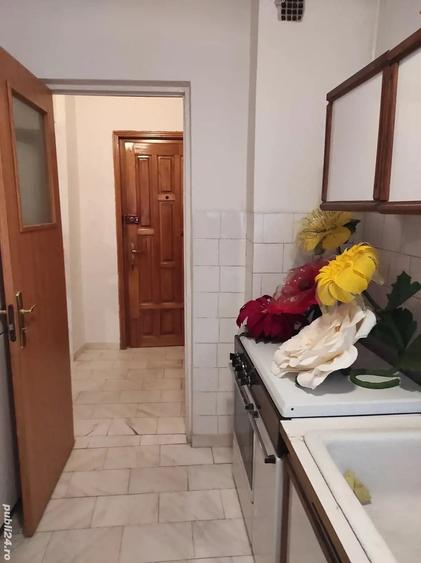 Garsonieră decomandată în 22 Decembrie