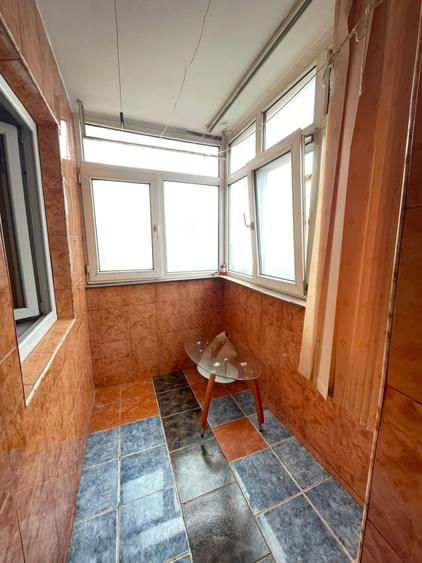 Apartament cu 2 camere decomandat, mobilat în Podul de Fier
