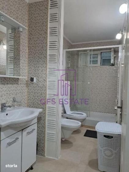 Apartament cu 3 camere decomandat în Drumul Taberei