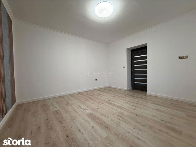 Liniste si confort aproape de oras Casa recent renovata in Paleu - 12