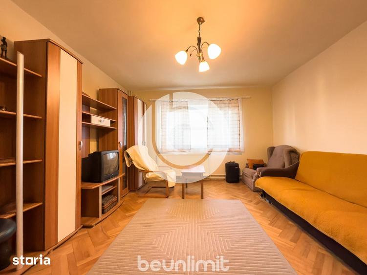 Apartament cu 3 camere decomandat în Terezian