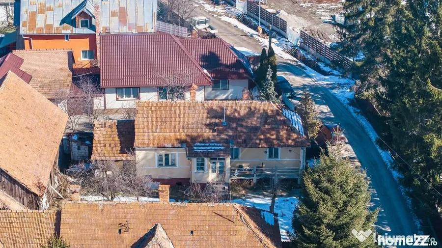 Casă cu 2 camere cu Teren 778 Mp în Tărlungeni