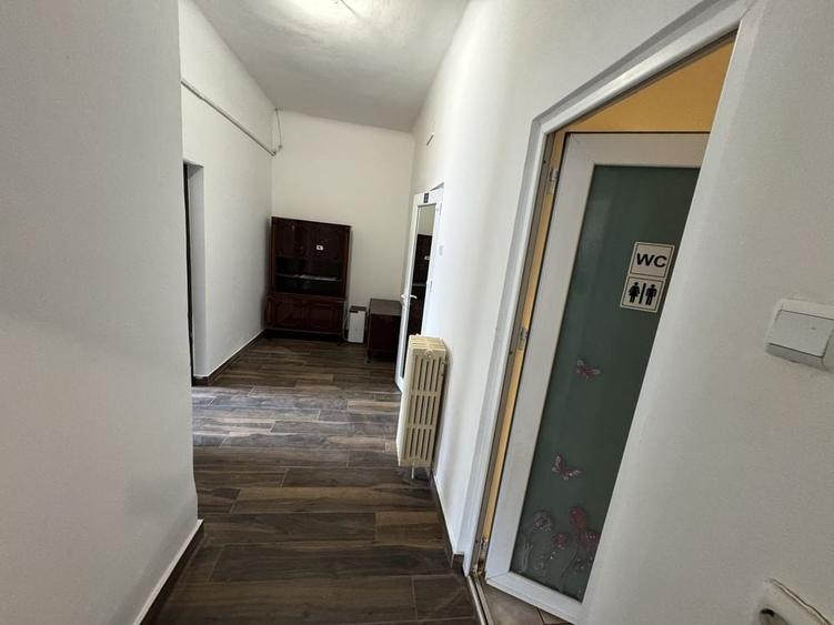 Casă cu 2 camere cu Teren 100 Mp în Ultracentral