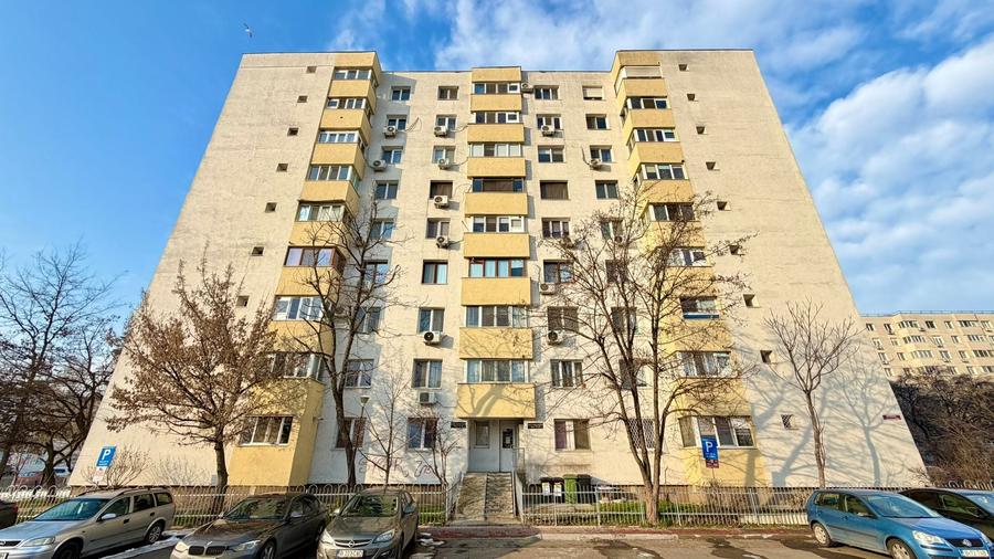 Apartament cu 2 camere decomandat în Titan