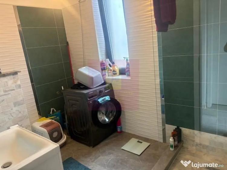 Casă cu 4 camere cu Teren 150 Mp în Central