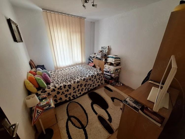 Apartament cu 3 camere decomandat în Fabric