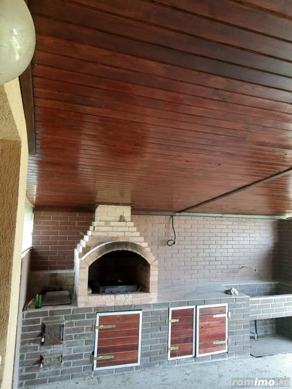 Casă cu 5 camere cu Teren 4000 Mp în Timișești
