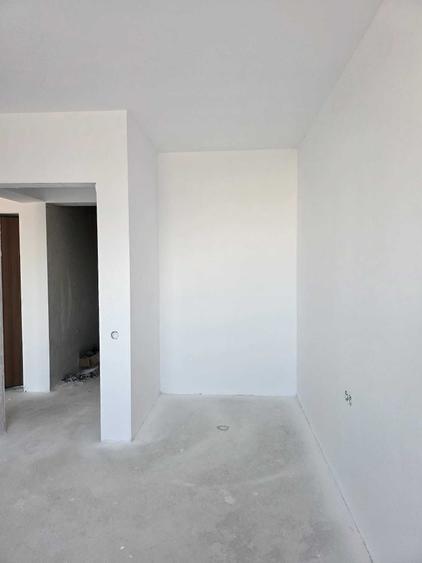 Apartament cu 2 camere decomandat în Apahida
