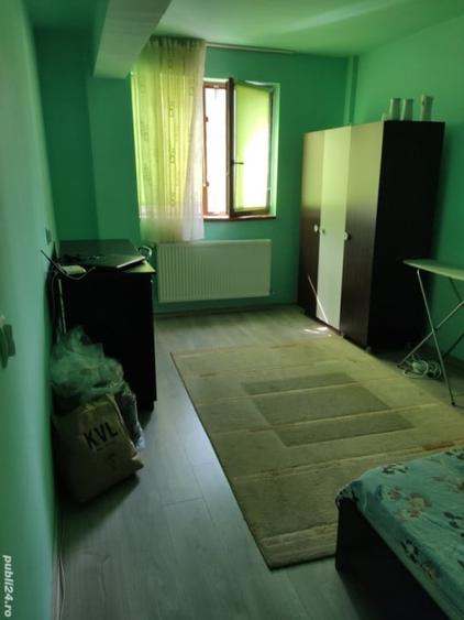 Apartament cu 2 camere semidecomandat, mobilat în Baciu