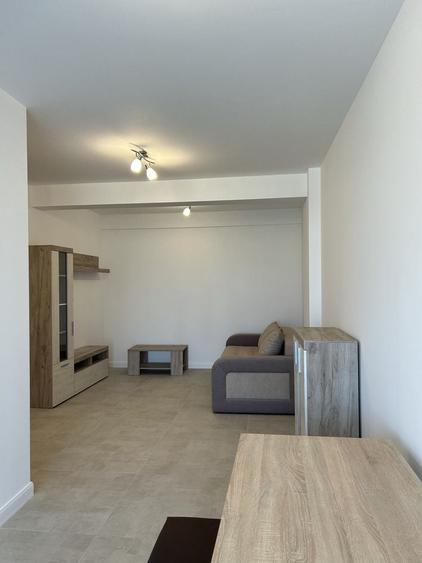 Apartament cu 2 camere decomandat în Exterior Vest