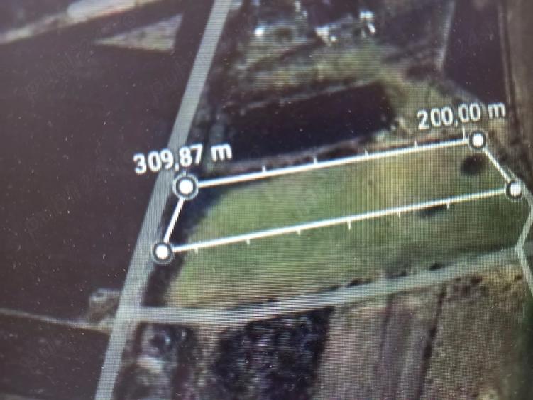 Teren de 2900 mp, în Corușu