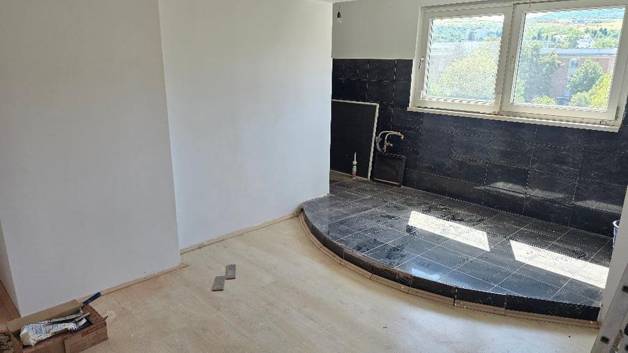 Vand apartament cu 2 camere decomandat Deva, zona Eminescu (Politie) - 7