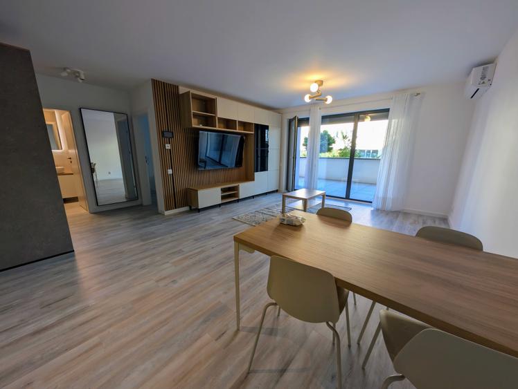 Apartament cu 2 camere decomandat în Exterior Vest