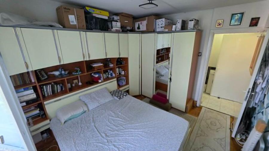 Apartament cu 3 camere semidecomandat în Podu Roș