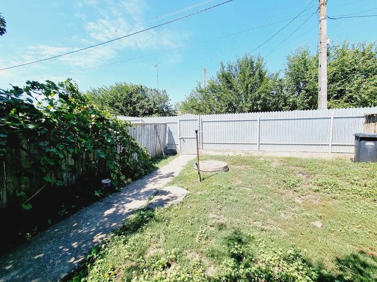 Casă cu 3 camere cu Teren 2068 Mp în Fundeni