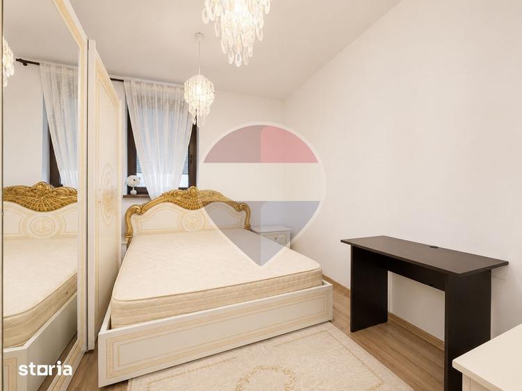Casă cu 6 camere cu Teren 448 Mp în Bucium