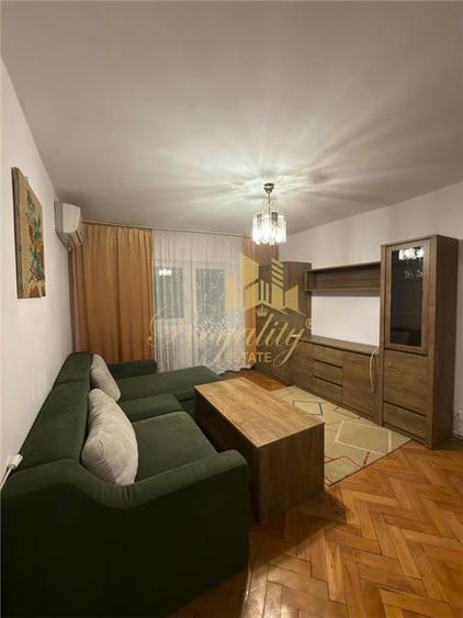 Apartament cu 2 camere semidecomandat, mobilat în Complex Studențesc