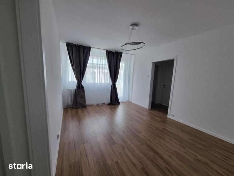 Propietar vand apartament 2 camere Ion Mihalache, metrou 1 Mai - 5